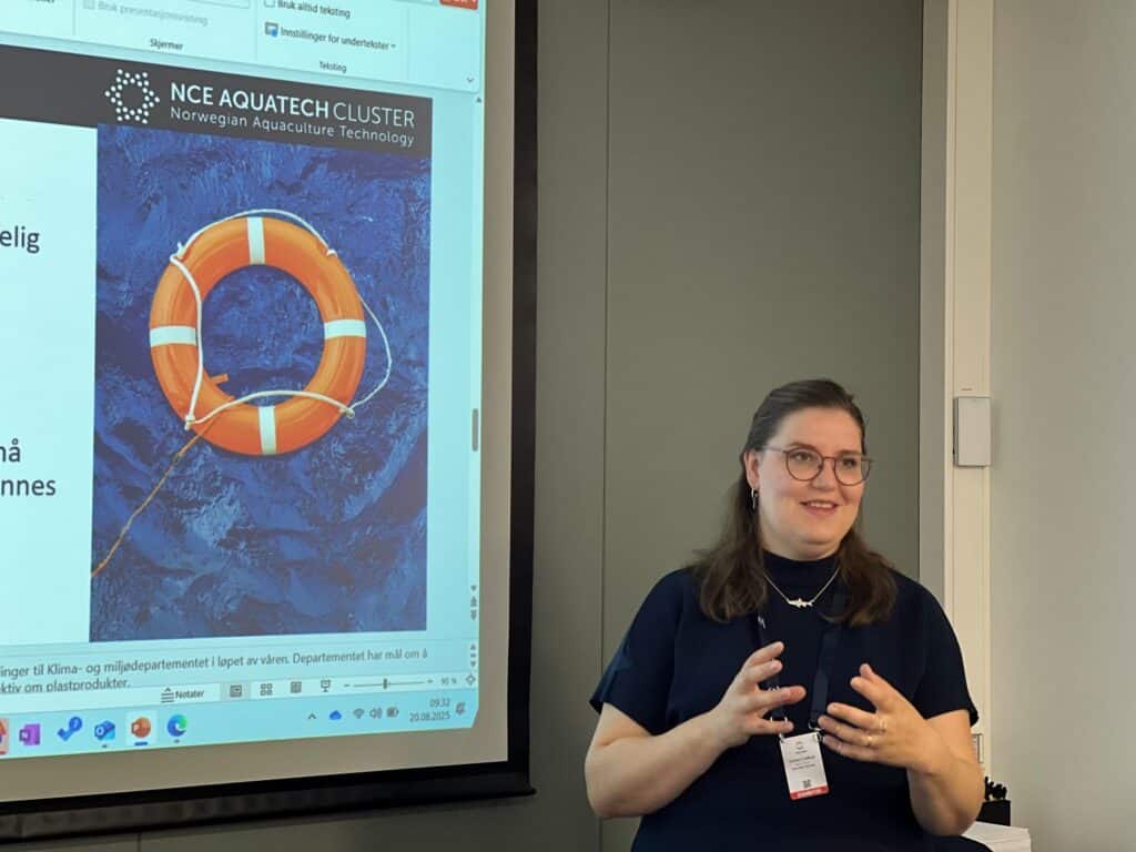 Helene Lindberg fra Fremtidens Industri gir en innføring i produsentansvarsordningen, i en miniworkshop under Aqua Nor.